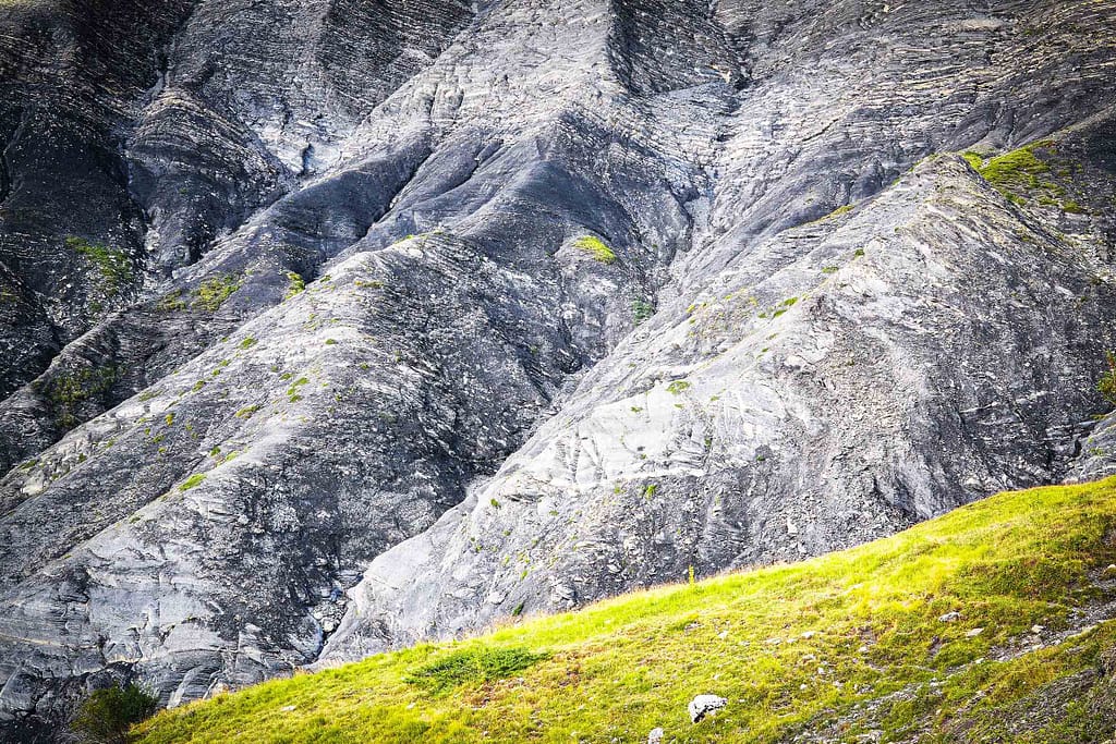 Natürliche Kunst auf der Route des Grandes Alpes. Foto: Mario Vedder