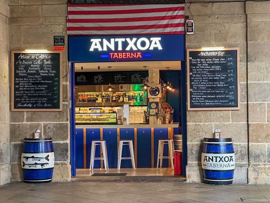 Der ultimative Baskenland Foto-Roadtrip: 15 unvergessliche Spots von San Sebastian bis Bilbao 28 Unterwegs in Bilbaos Altstadt. Foto: Mario Vedder