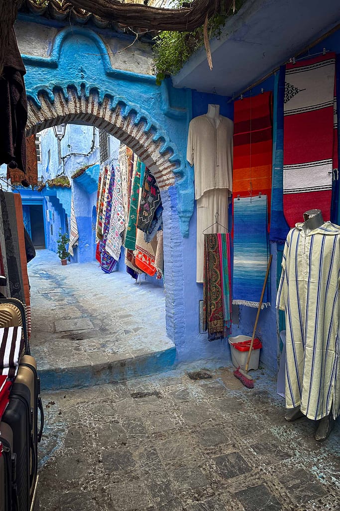 Chefchaouen – Die blaue Stadt Marokkos: Ein Märchen aus 1001 Nuancen Blau 8 Chefchaouen – Die blaue Stadt Marokkos: Ein Märchen aus 1001 Nuancen Blau – Travelling Journal